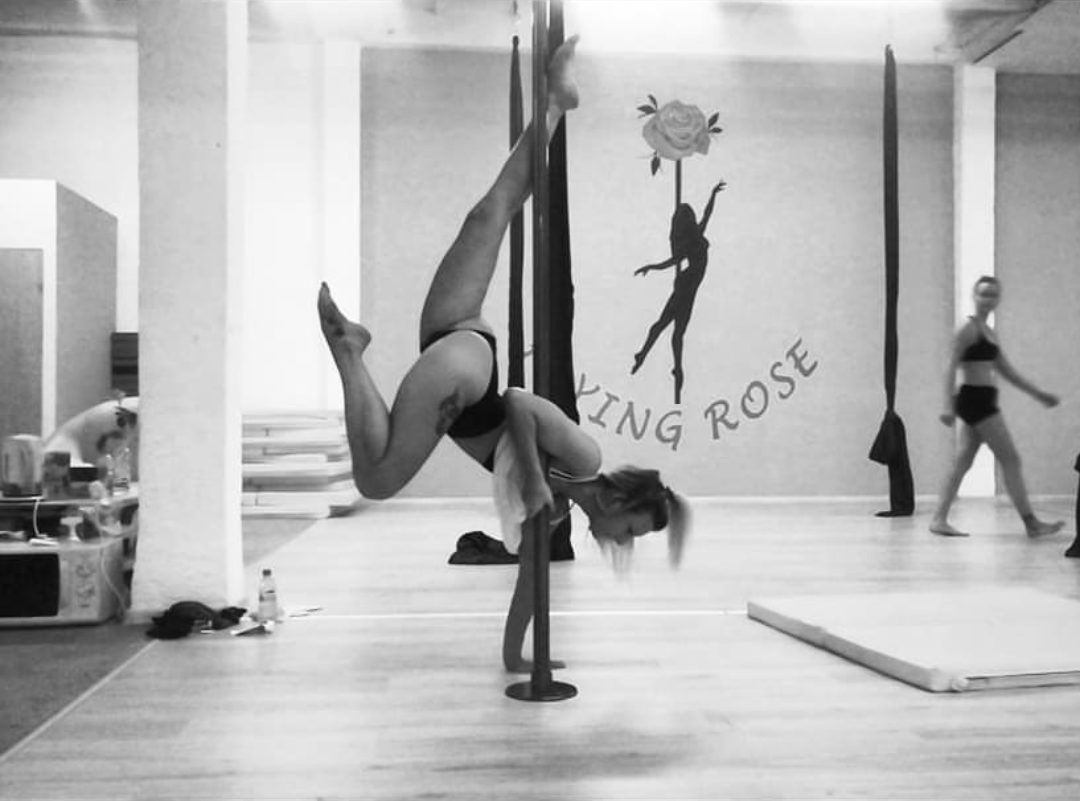 Strój do pole dance